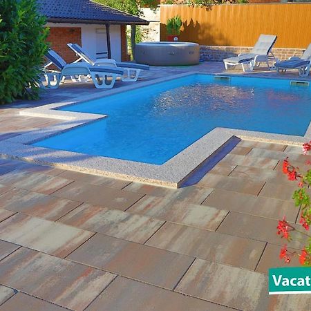 Vacation Home Alan 2 Kulen Vakuf Dış mekan fotoğraf